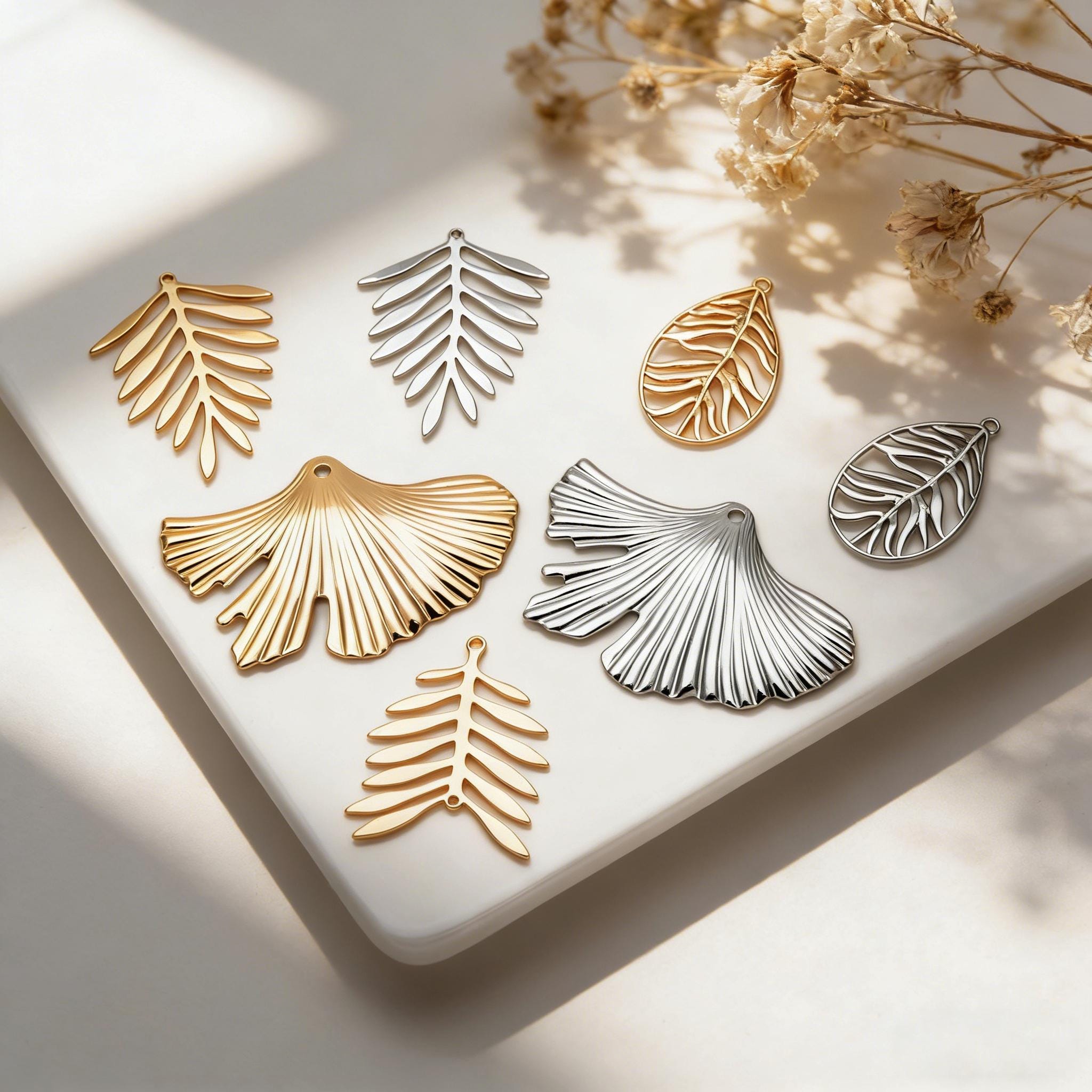 10pcs Gold/ Silver Tone Leaf Charm Pendants, Gold/ Rhodium plated Brass, Lead Nickel Free (GB-3057)